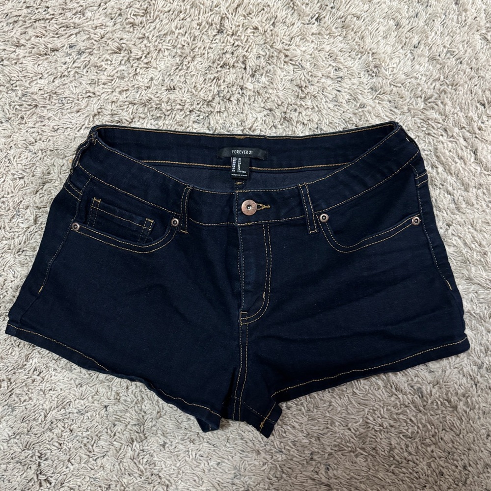 Forever 21 Women's Waist 31 Dark Wash Short micro Shorts W/Stretch Daisy Dukes